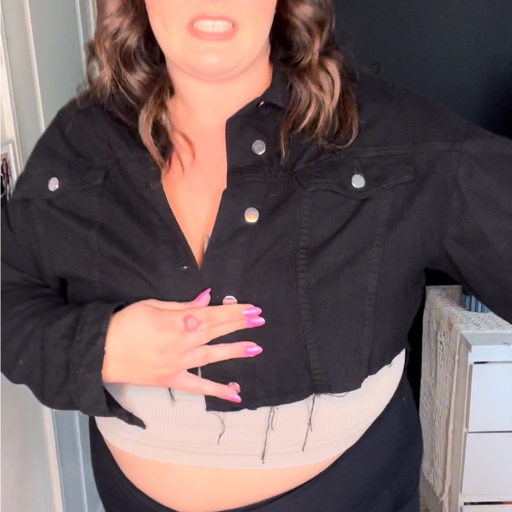 Cropped jacket - Picture 4 of 4